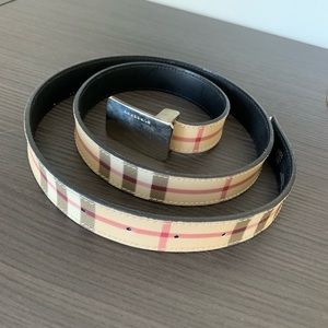 Burberry belt